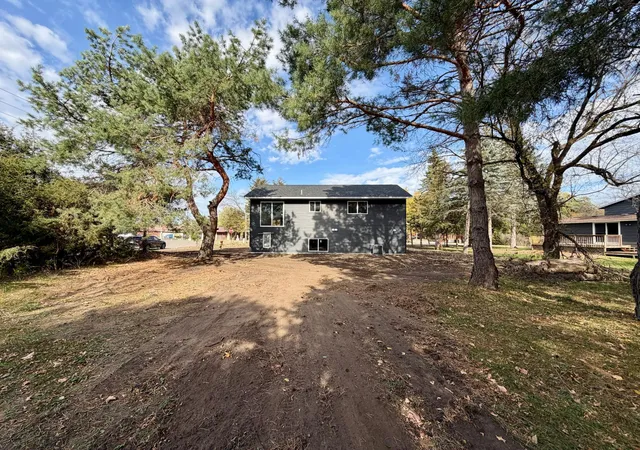 Photo 2 of Single family home for sale at 980 Porter St, Clearwater, MN 55320 | MLS# 7164441 | Listing updated on 2026-10-23