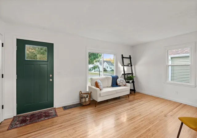 Photo 2 of Single family home for sale at 4740 Edgewood Ave N, Crystal, MN 55428 | MLS# 7164446 | Listing updated on 2026-10-27