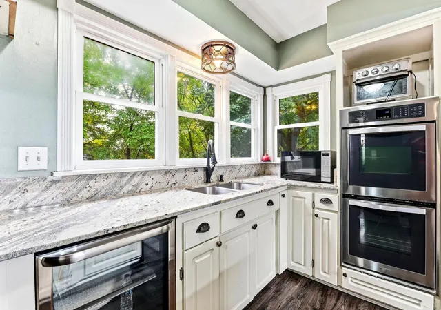 Single family home for sale at 817 Kenwood Ln, Saint Paul, MN 55117 | MLS# 7164501