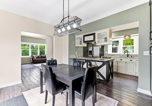 Photo 3 of Single family home for sale at 817 Kenwood Ln, Saint Paul, MN 55117 | MLS# 7164501 | Listing updated on 2026-10-23