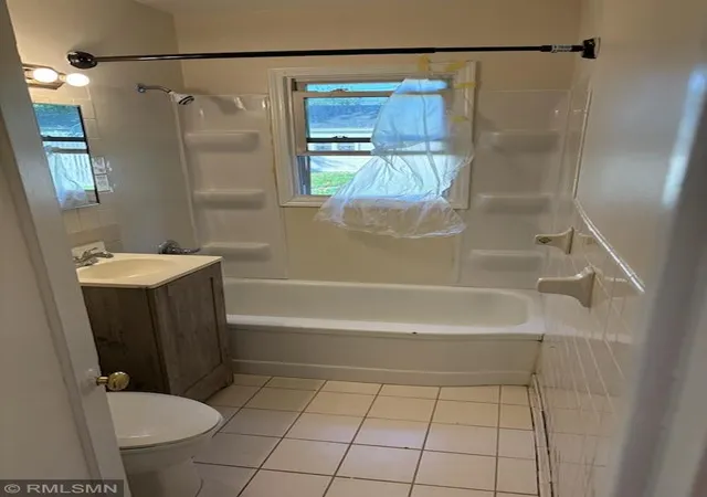 Photo 4 of Single family home for sale at 5045 Fremont Ave N, Minneapolis, MN 55430 | MLS# 7164539 | Listing updated on 2026-10-28