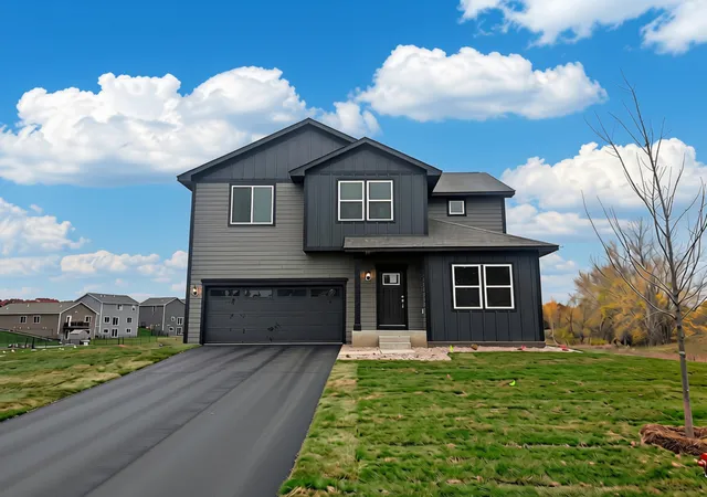 Single family home for sale at 820 Sycamore Pl N, Cambridge, MN 55008 | MLS# 7164564