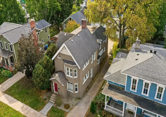 Photo 2 of House for sale at 323 W Broadway St, Winona, MN 55987 | MLS# 7164574 | Listing updated on 2026-10-27
