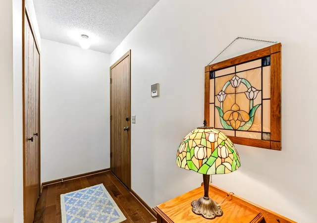 Listing Photo 5 - Condo for sale in building located at 15725 26th Ave N, Minneapolis, MN 55447 - Unit #C