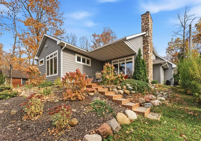 Photo 2 of Single family home for sale at 19129 Woodland S, Pine City, MN 55063 | MLS# 7164612 | Listing updated on 2026-10-28