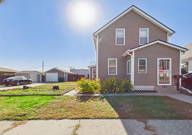 Photo 1 of Single family home for sale at 560 Burgess St, Saint Paul, MN 55103 | MLS# 7164644 | Listing updated on 2026-10-27