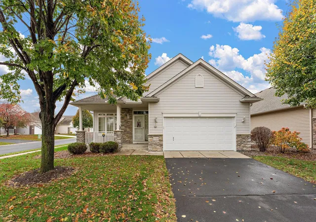 Photo 1 of Single family home for sale at 13564 Crossglenn Path, Rosemount, MN 55068 | MLS# 7164650 | Listing updated on 2026-10-29