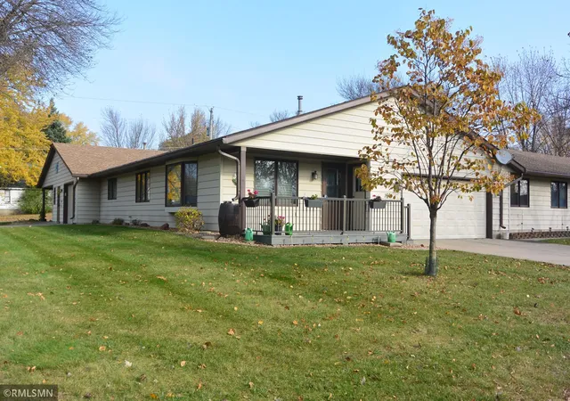 Single family home for sale at 1601 9th Street E, Glencoe, MN 55336 | MLS# 7164651