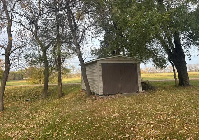 Photo 3 of Single family home for sale at 106 E View Rd, Canby, MN 56220 | MLS# 7164658 | Listing updated on 2026-10-29