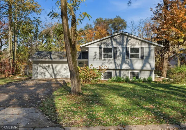 Photo 1 of Single family home for sale at 311 Burlington Rd, Saint Paul, MN 55119 | MLS# 7164665 | Listing updated on 2026-10-31