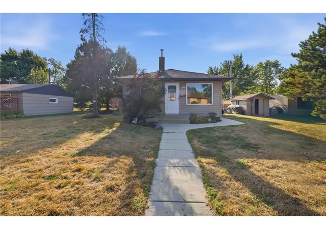 Single family home for sale at 1023 8th Avenue NE, Brainerd, MN 56401 | MLS# 7164703