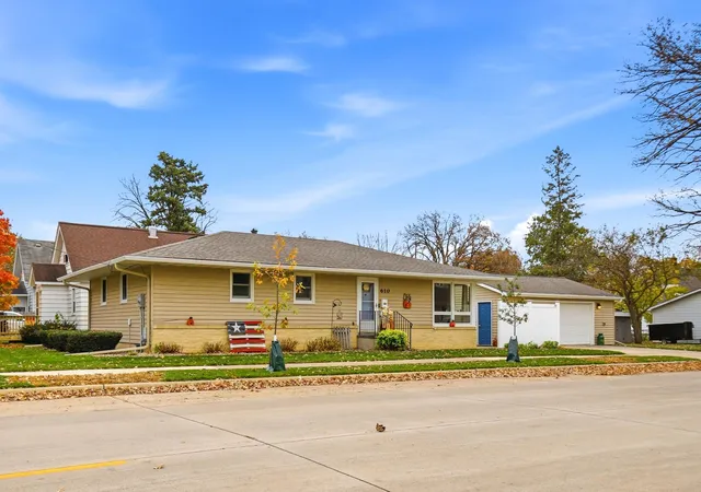 Photo 1 of Single family home for sale at 610 8th Street NW, Austin, MN 55912 | MLS# 7164806 | Listing updated on 2026-10-30