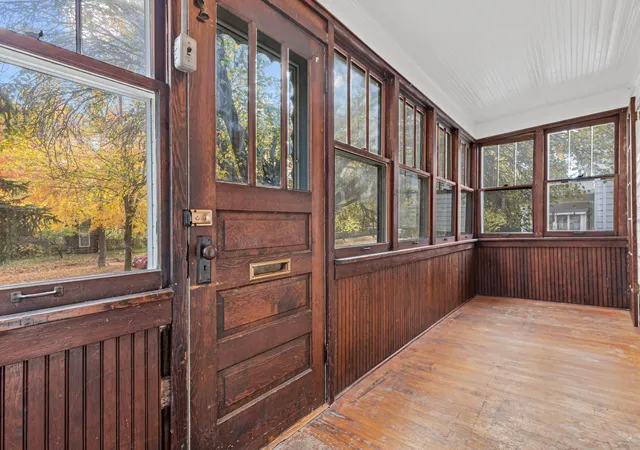 Photo 4 of Single family home for sale at 4326 Pleasant Ave, Minneapolis, MN 55409 | MLS# 7164822 | Listing updated on 2026-10-28