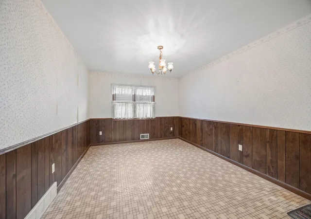 Photo 4 of Single family home for sale at 900 1st Avenue N, Lester Prairie, MN 55354 | MLS# 7164861 | Listing updated on 2026-10-29