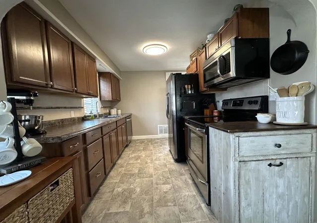 Photo 3 of Single family home for sale at 1204 2nd Street N, Princeton, MN 55371 | MLS# 7164873 | Listing updated on 2026-10-27