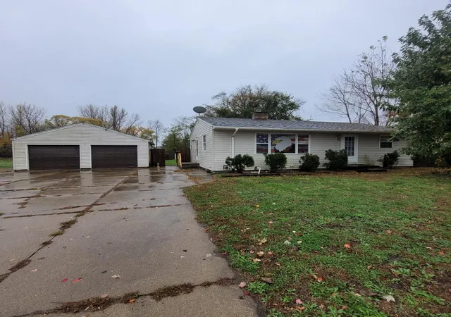Photo 1 of Single family home for sale at 1112 8th Avenue N, Saint James, MN 56081 | MLS# 7164874 | Listing updated on 2026-10-27