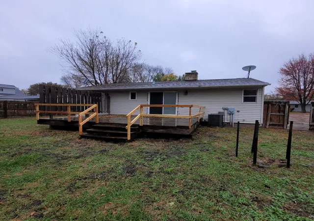 Photo 4 of Single family home for sale at 1112 8th Avenue N, Saint James, MN 56081 | MLS# 7164874 | Listing updated on 2026-10-27