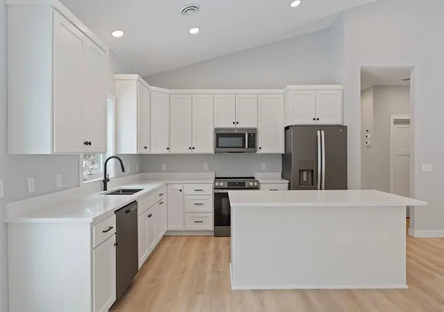 Photo 4 of Single family home for sale at 15800 Old Stonebridge Trl, Brainerd, MN 56401 | MLS# 7164893 | Listing updated on 2026-10-29