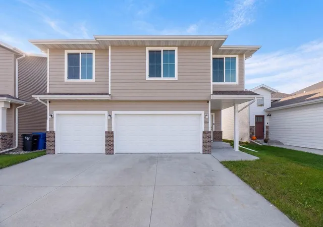 Single family home for sale at 1558 68th Avenue S, Fargo, ND 58104 | MLS# 7164894