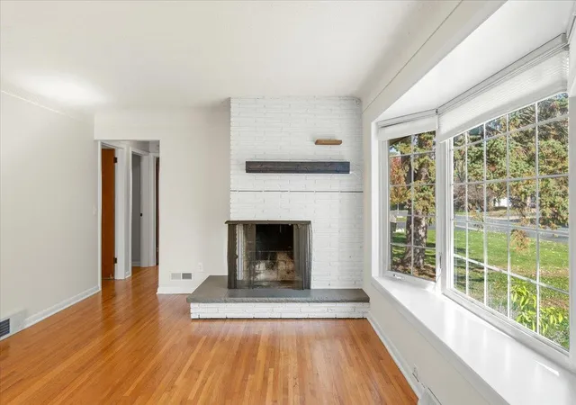 Photo 4 of Single family home for sale at 4126 Cleveland St NE, Minneapolis, MN 55421 | MLS# 7164897 | Listing updated on 2026-10-29