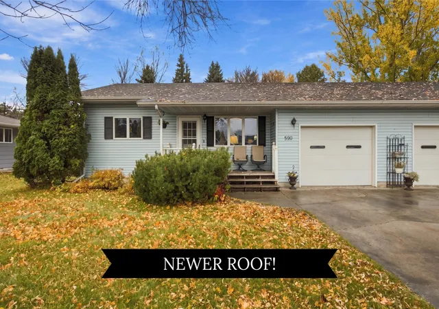 Photo 1 of Townhouse for sale at 590 5th Street Se, Mayville, ND 58257 | MLS# 7165003 | Listing updated on 2026-10-29