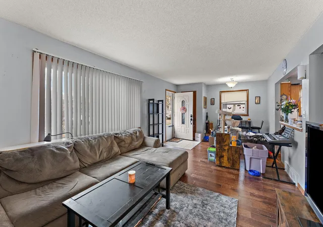 Photo 3 of Single family home for sale at 828 Deppe St, Saint Paul, MN 55118 | MLS# 7165055 | Listing updated on 2026-10-29