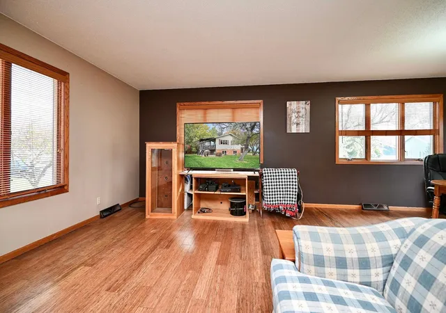 Photo 4 of Single family home for sale at 20 Tews Ave, Lewiston, MN 55952 | MLS# 7165080 | Listing updated on 2026-10-29