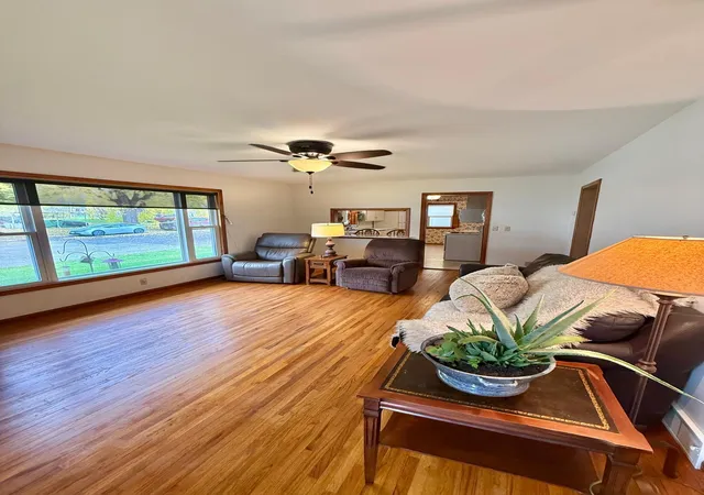 Photo 2 of Single family home for sale at 303 2nd Street SW, Renville, MN 56284 | MLS# 7165108 | Listing updated on 2026-10-27