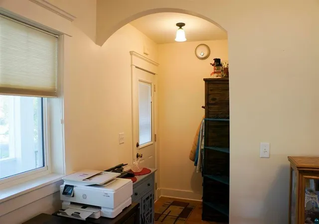 Photo 2 of House for sale at 3226 Vernon St, Duluth, MN 55806 | MLS# 7165145 | Listing updated on 2026-10-28