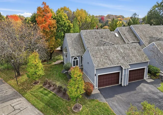 Photo 1 of Single family home for sale at 11061 Hyland Ter, Eden Prairie, MN 55344 | MLS# 7165154 | Listing updated on 2026-10-28