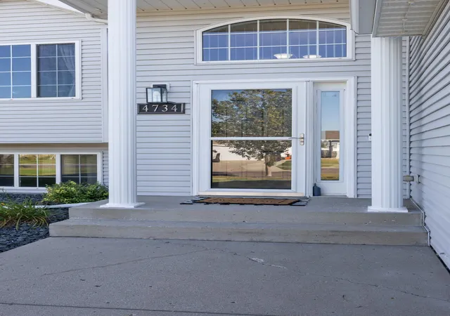 Photo 3 of Single family home for sale at 4734 51st Street S, Fargo, ND 58104 | MLS# 7165156 | Listing updated on 2026-10-28
