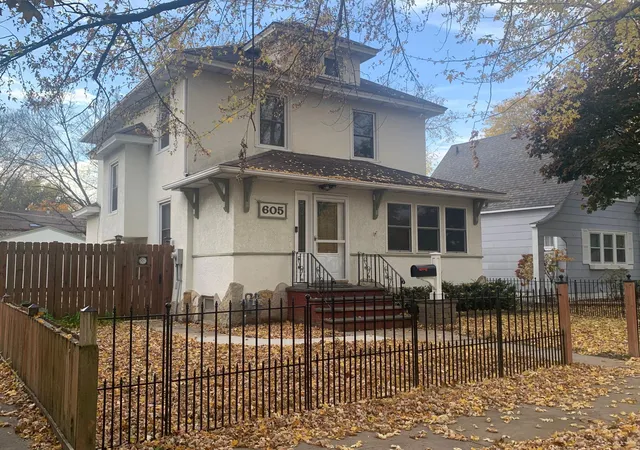 Photo 1 of Single family home for sale at 605 5th Avenue Sw, Austin, MN 55912 | MLS# 7165169 | Listing updated on 2026-10-29