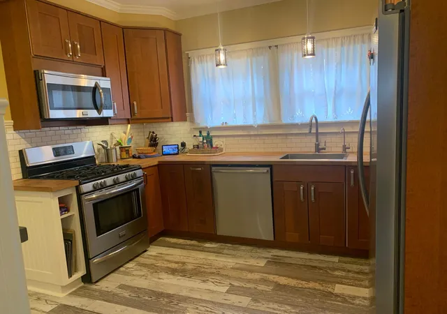 Photo 3 of Single family home for sale at 605 5th Avenue SW, Austin, MN 55912 | MLS# 7165169 | Listing updated on 2026-10-29