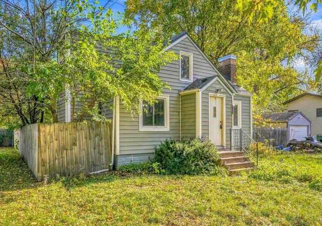 Photo 1 of Single family home for sale at 5744 Bryant Ave N, Minneapolis, MN 55430 | MLS# 7165172 | Listing updated on 2026-10-30
