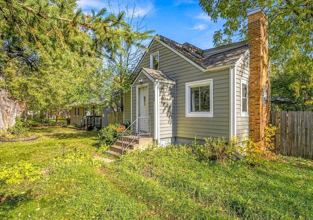 Photo 2 of Single family home for sale at 5744 Bryant Ave N, Minneapolis, MN 55430 | MLS# 7165172 | Listing updated on 2026-10-30