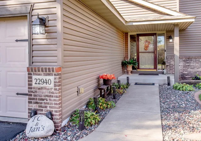 Photo 3 of Single family home for sale at 22940 Rachael Dr, Rogers, MN 55374 | MLS# 7165174 | Listing updated on 2026-10-28