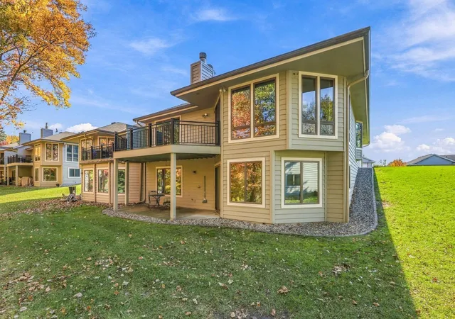 Photo 2 of Single family home for sale at 1766 Green Crst Dr, Victoria, MN 55386 | MLS# 7165220 | Listing updated on 2026-10-27