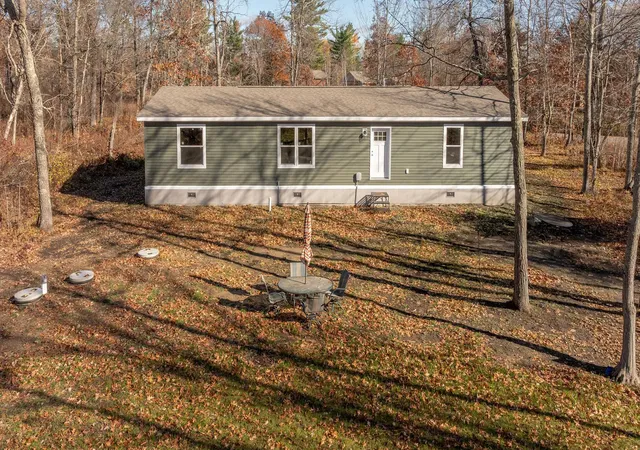 Photo 3 of Single family home for sale at 39797 Majestic Rd, Crosslake, MN 56442 | MLS# 7165227 | Listing updated on 2026-10-30