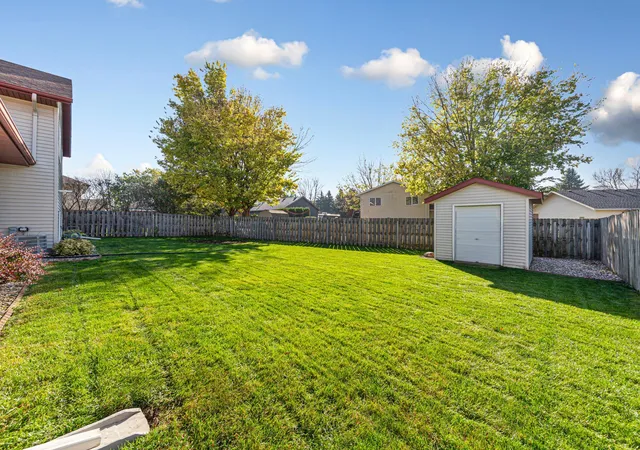 Photo 2 of Single family home for sale at 427 Lilac Ln, Madison Lake, MN 56063 | MLS# 7165235 | Listing updated on 2026-10-29
