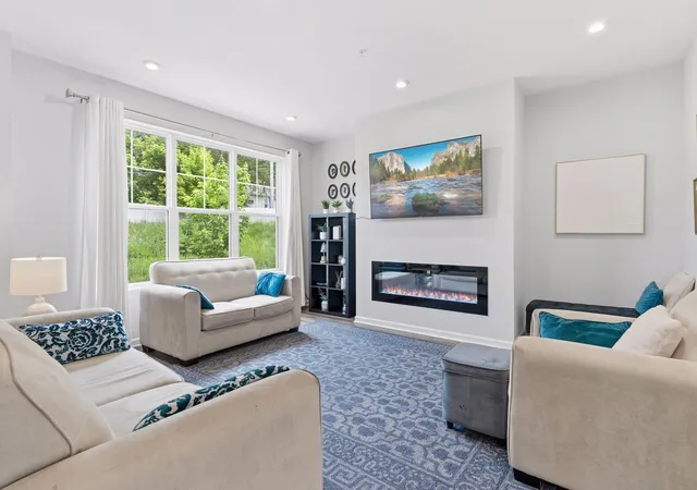 Photo 1 of Single family home for sale at 2864 Lexington Pl N, Saint Paul, MN 55113 | MLS# 7165253 | Listing updated on 2026-10-28