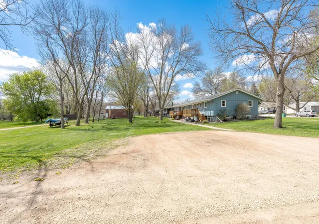 Photo 2 of House for sale at 502 Vine Ave W, Montgomery, MN 56069 | MLS# 7165286 | Listing updated on 2026-10-27