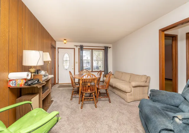 Photo 4 of House for sale at 502 Vine Ave W, Montgomery, MN 56069 | MLS# 7165286 | Listing updated on 2026-10-27