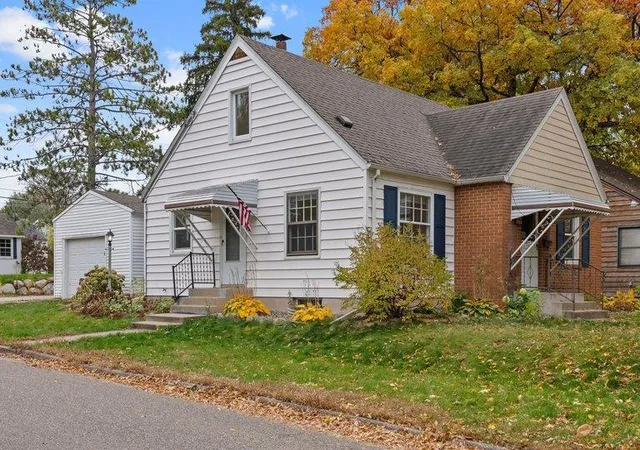 Photo 1 of Single family home for sale at 2942 Zenith Ave N, Minneapolis, MN 55422 | MLS# 7165289 | Listing updated on 2026-10-27