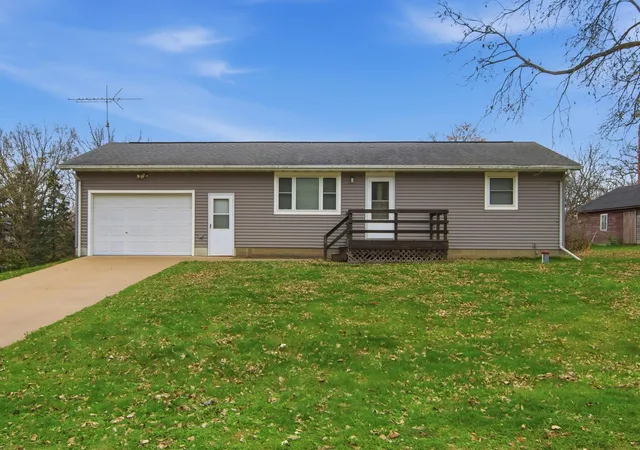Single family home for sale at 57522 130th Avenue, Altura, MN 55910 | MLS# 7165304