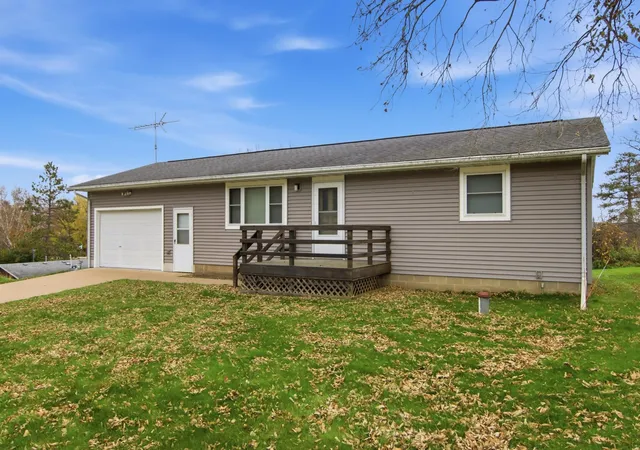 Photo 1 of Single family home for sale at 57522 130th Avenue, Altura, MN 55910 | MLS# 7165304 | Listing updated on 2026-10-29