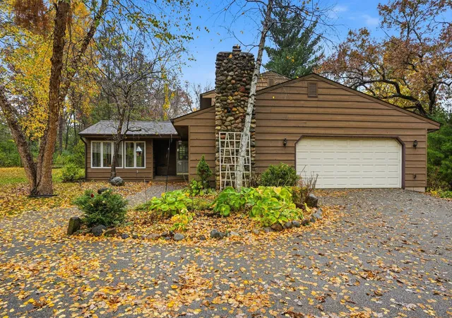 Single family home for sale at 18355 Ixonia Ave, Lakeville, MN 55044 | MLS# 7165312