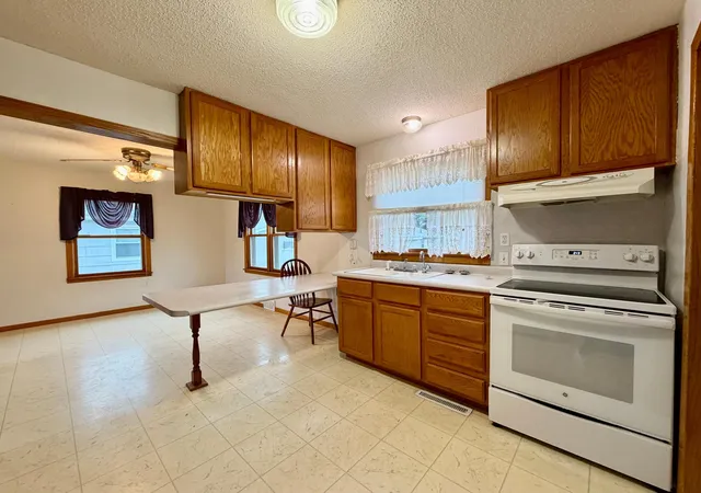Photo 3 of Single family home for sale at 536 Osen Ave, Ortonville, MN 56278 | MLS# 7165383 | Listing updated on 2026-10-27