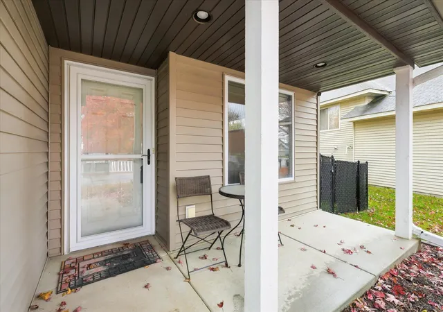 Photo 3 of Single family home for sale at 3024 212th Street W, Farmington, MN 55024 | MLS# 7165392 | Listing updated on 2026-10-30