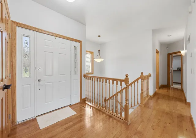 Photo 3 of Single family home for sale at 1216 Somerset Blvd, Saint Cloud, MN 56303 | MLS# 7165415 | Listing updated on 2026-10-30