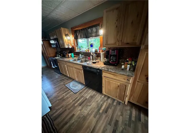 Photo 1 of Single family home for sale at 201 Lincoln Ave W, Karlstad, MN 56732 | MLS# 7165425 | Listing updated on 2026-10-29